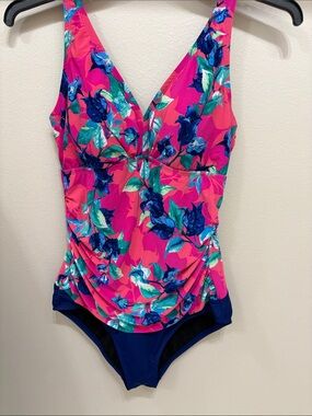Bal Harbour ladies One-Piece Swimsuit Size 14
